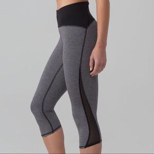 Lululemon Train Times Crop (17") Grey Legging Capri Size 4